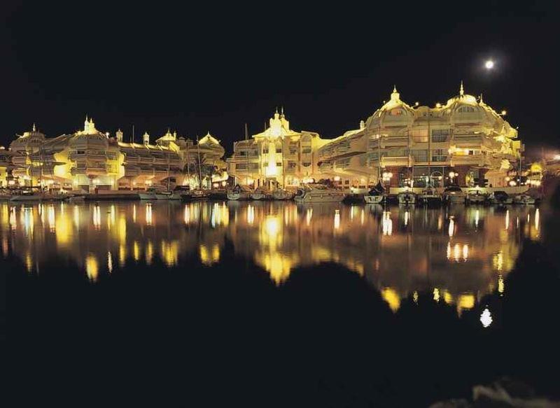 Puerto Marina Palace Benalmádena Zewnętrze zdjęcie